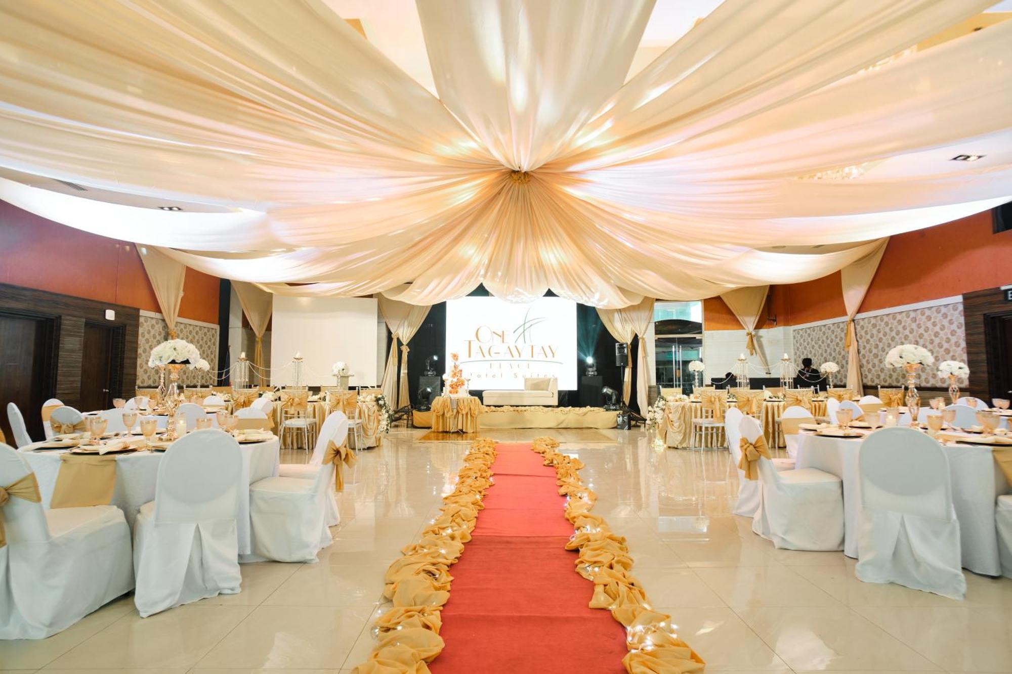 One Tagaytay Place Hotel Suites Official Account Tagaytay City ภายนอก รูปภาพ